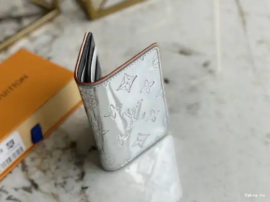 POCKET SLENDER VUITTON LOUIS ORGANIZER 0530